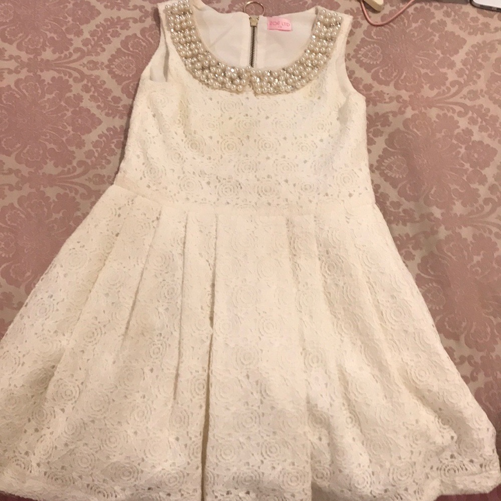 Kids mini creamy lace dress